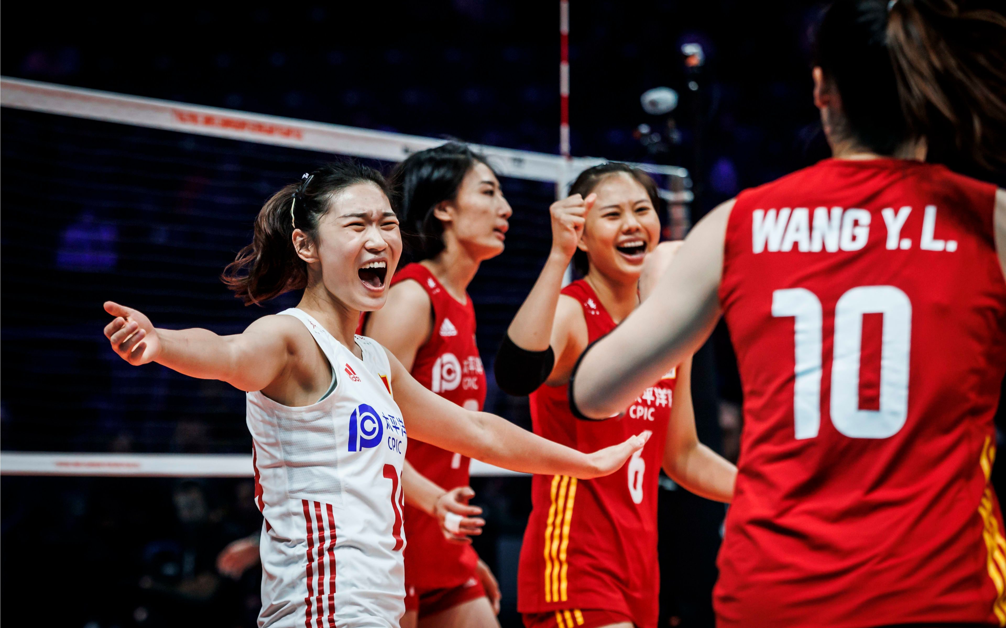 包含爱游戏APP：中国足球俱乐部首次晋级世俱杯八强的词条