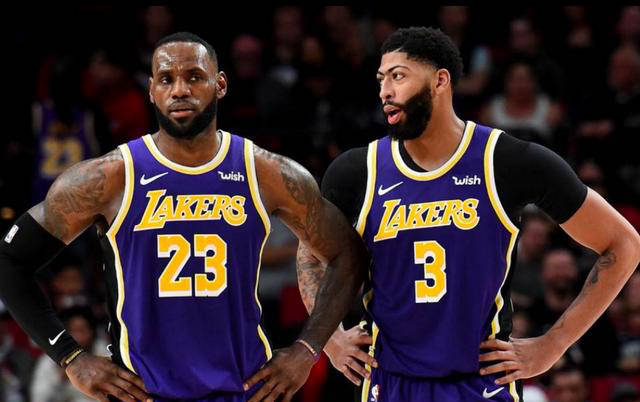 爱游戏体育（AYX）官方APP下载-包含爱游戏官网:湖人队新赛季的阵容深度：能否应对漫长的赛季和伤病？的词条